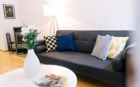 Bright, Central And Stylish City Apartment